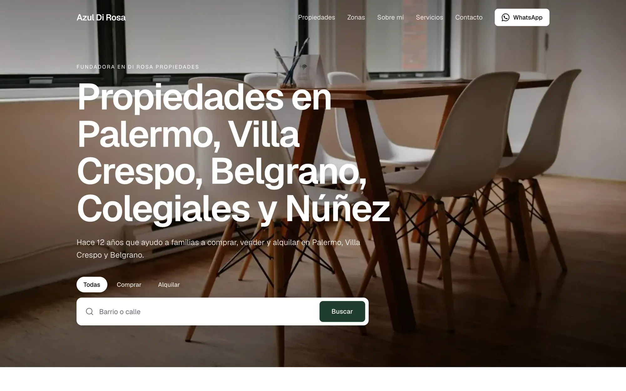 El sitio de una agente con la plantilla Portada: una foto grande con un buscador de propiedades